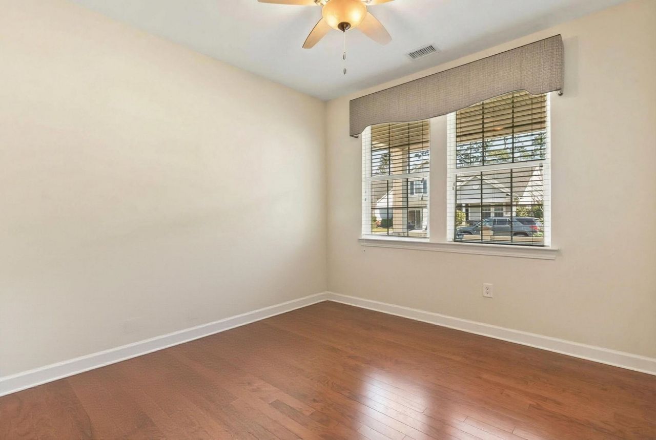 1429 Thames Ct. Photo 18