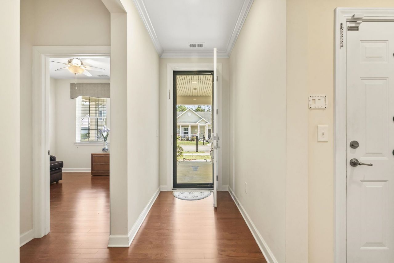 1429 Thames Ct. Photo 19