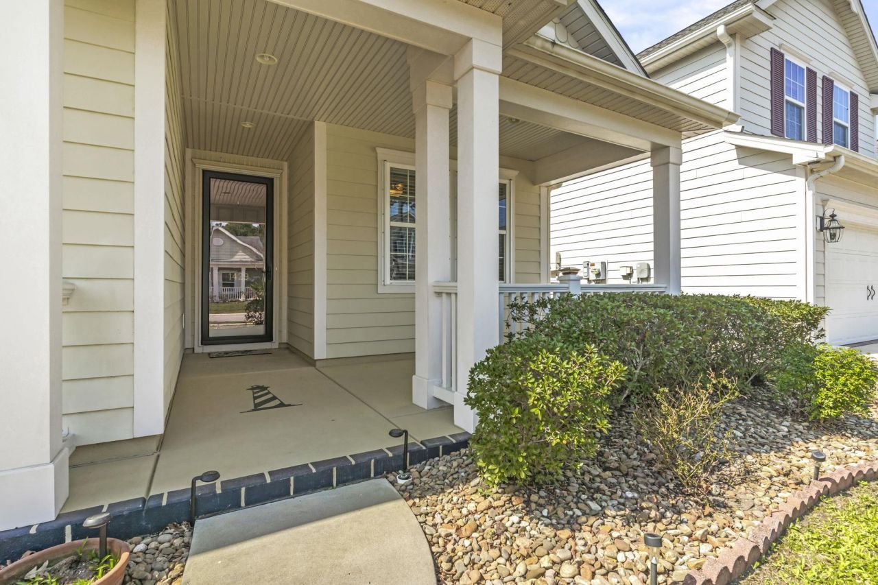 1429 Thames Ct. Photo 31