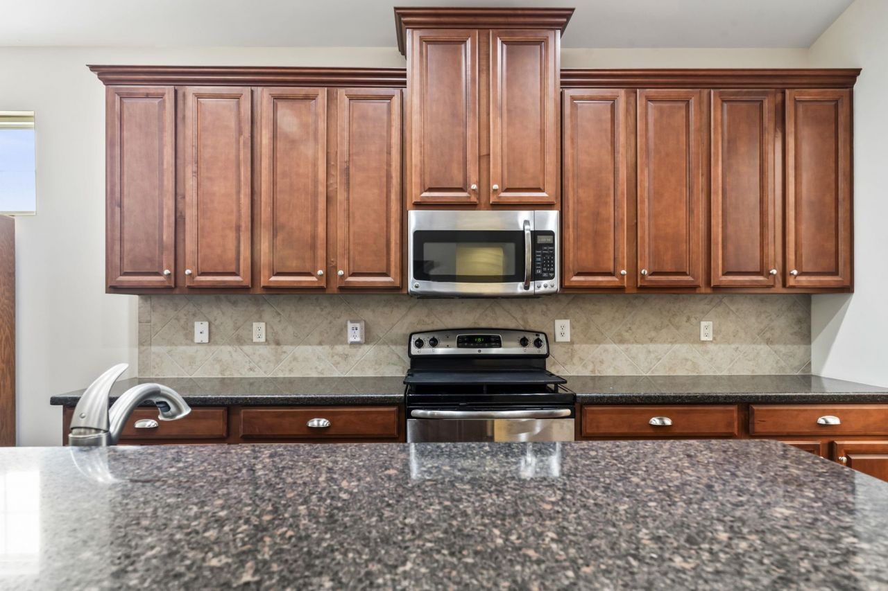 1429 Thames Ct. Photo 4