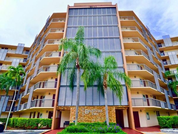 3301 N Country Club Dr , Unit 804, Aventura, FL 33180