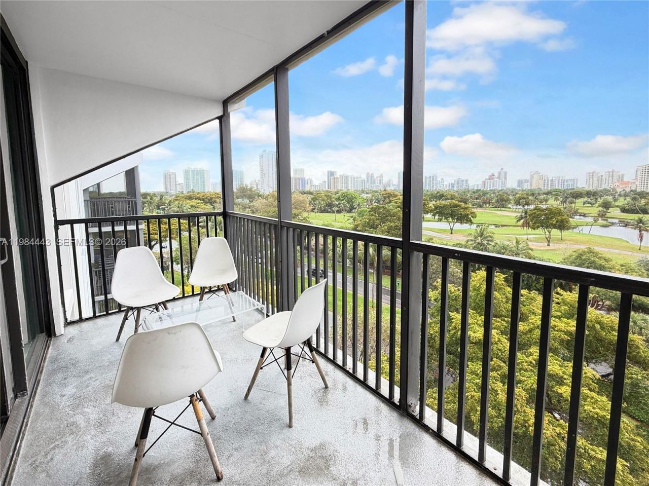 3301 N Country Club Dr , Unit 804, Aventura, FL 33180 Photo