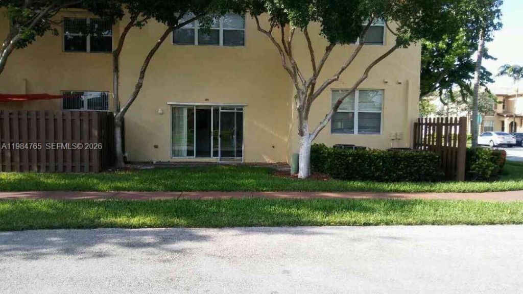 1490 NE 33rd Rd, Unit 101-18, Homestead, FL 33033 Photo