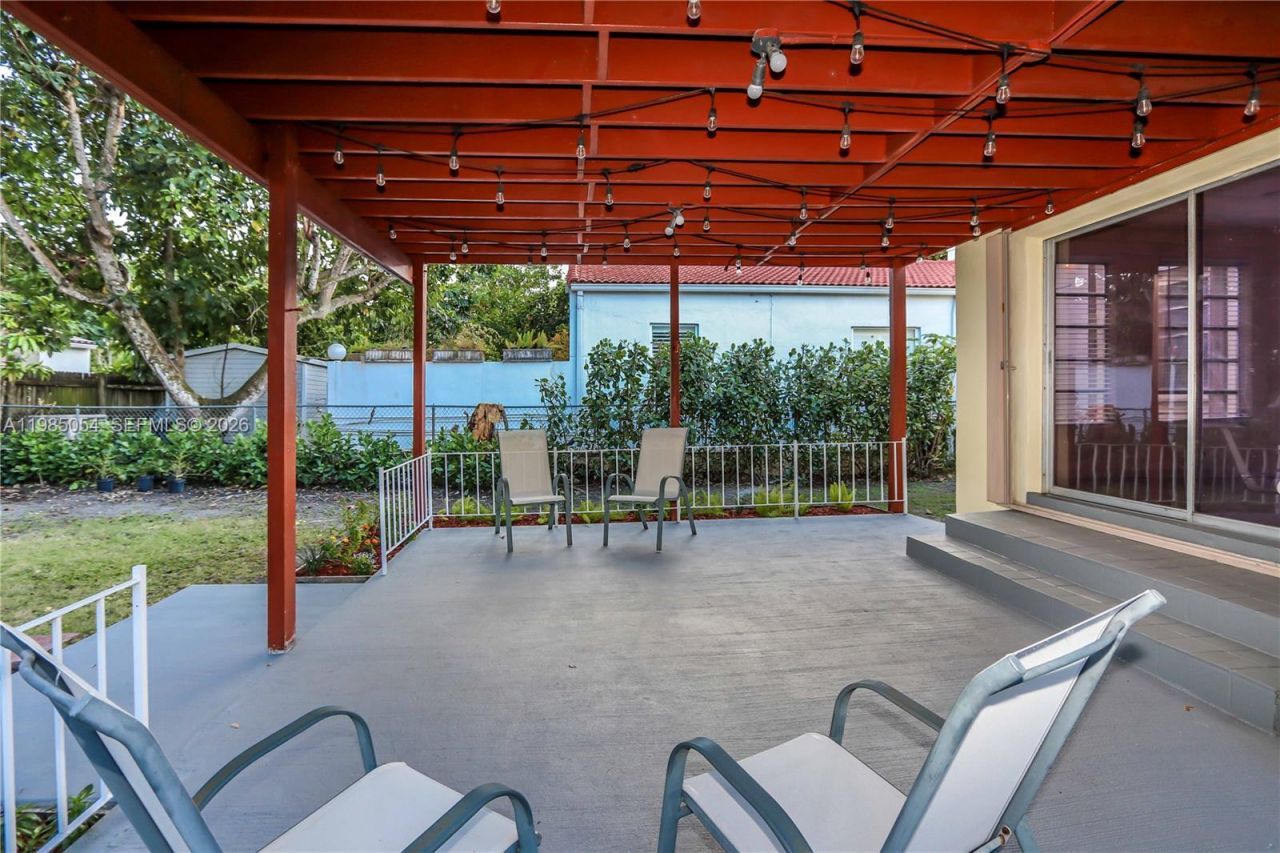 1015 Cortez St , Coral Gables, FL 33134 Photo