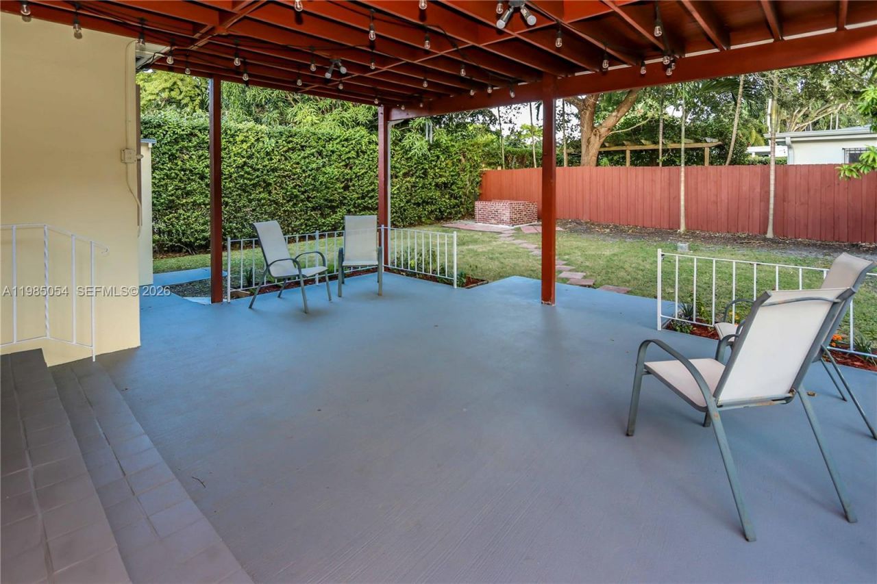 1015 Cortez St , Coral Gables, FL 33134 Photo