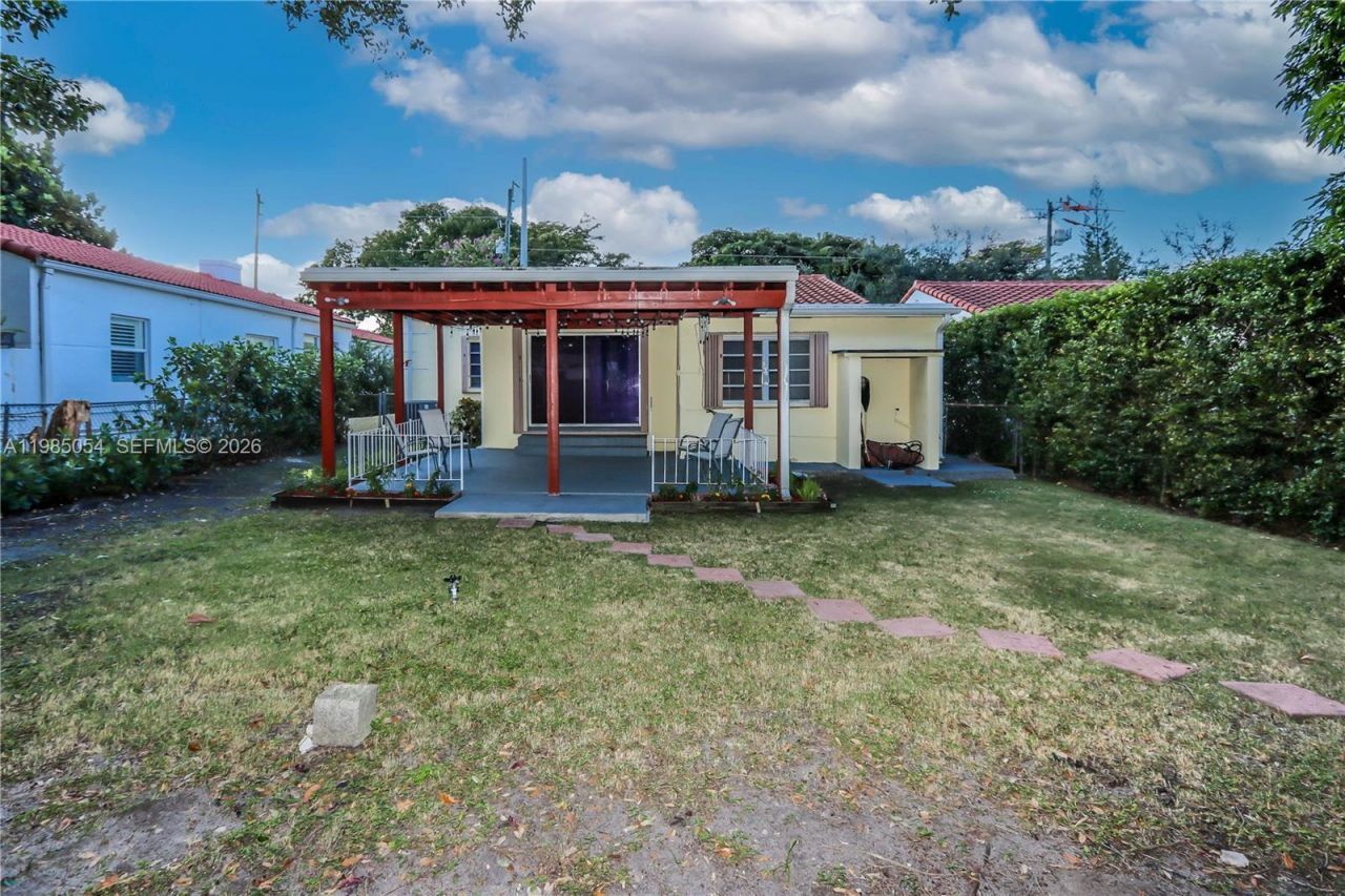 1015 Cortez St , Coral Gables, FL 33134 Photo