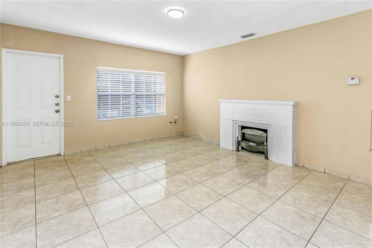 1015 Cortez St , Coral Gables, FL 33134 Photo