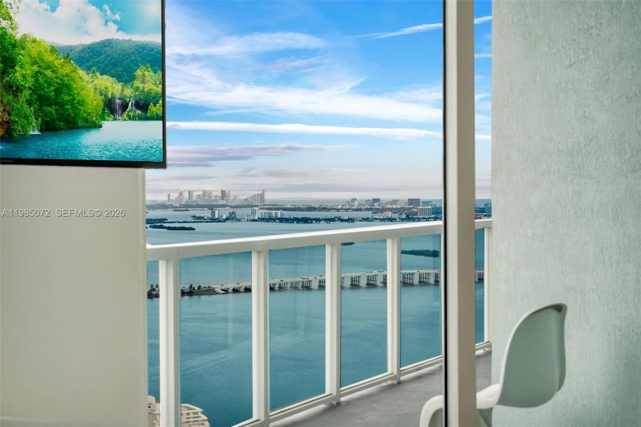 1900 N Bayshore Dr , Unit PH 5006, Miami, FL 33132 Photo