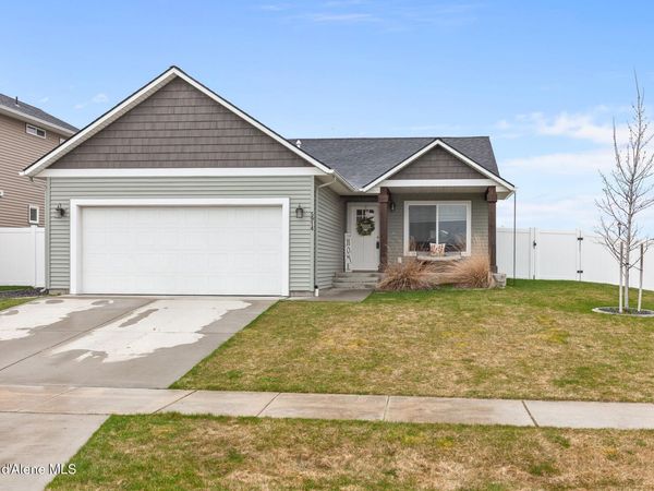 5914 W Irish DR , Rathdrum, ID 83858