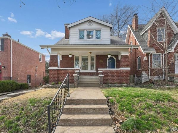 1121 Ralph Terrace, St Louis, MO 63117