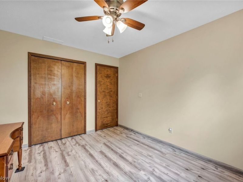 9841 Brookline Oval, Strongsville, OH 44136 Photo 25