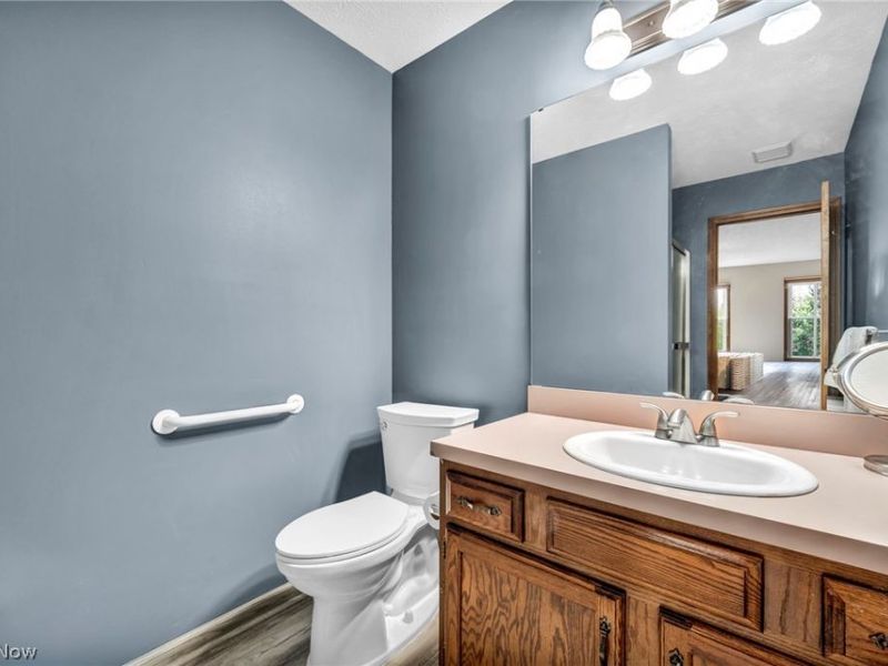 9841 Brookline Oval, Strongsville, OH 44136 Photo 29