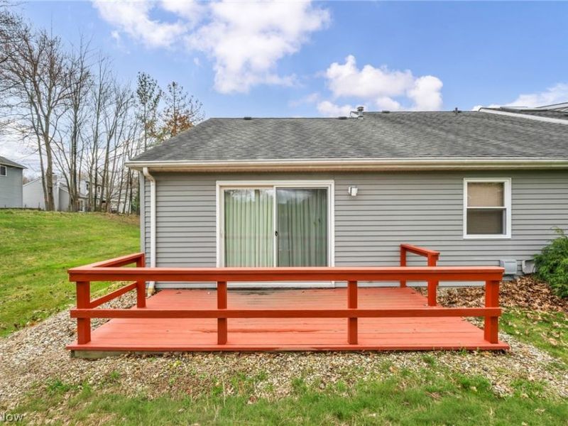 9841 Brookline Oval, Strongsville, OH 44136 Photo 32