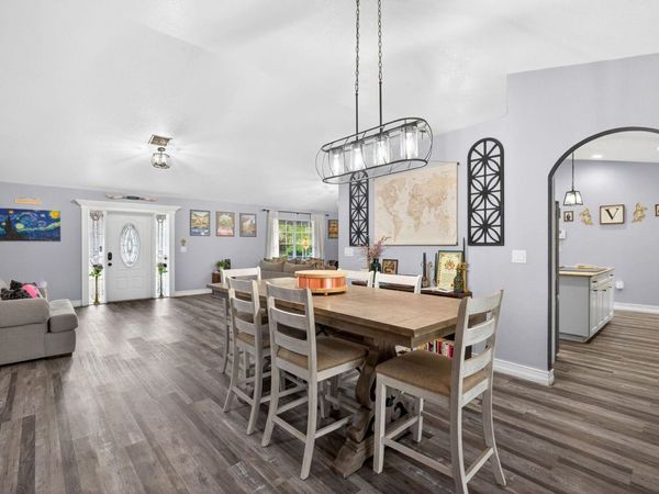 2807 52Nd St SW, Lehigh Acres, FL 33976