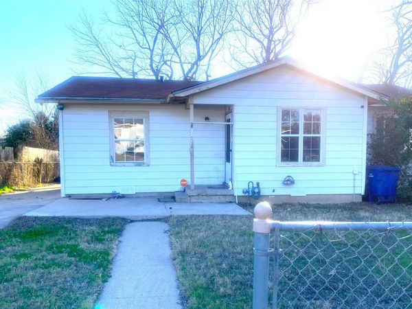 714 Mickan ST , Copperas Cove, TX 76522