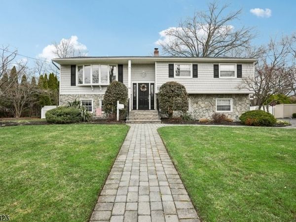 116 Carol Pl, Wayne, NJ 07470