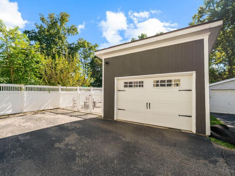 2853 Markbreit Avenue, Cincinnati, OH 45209 Photo 36