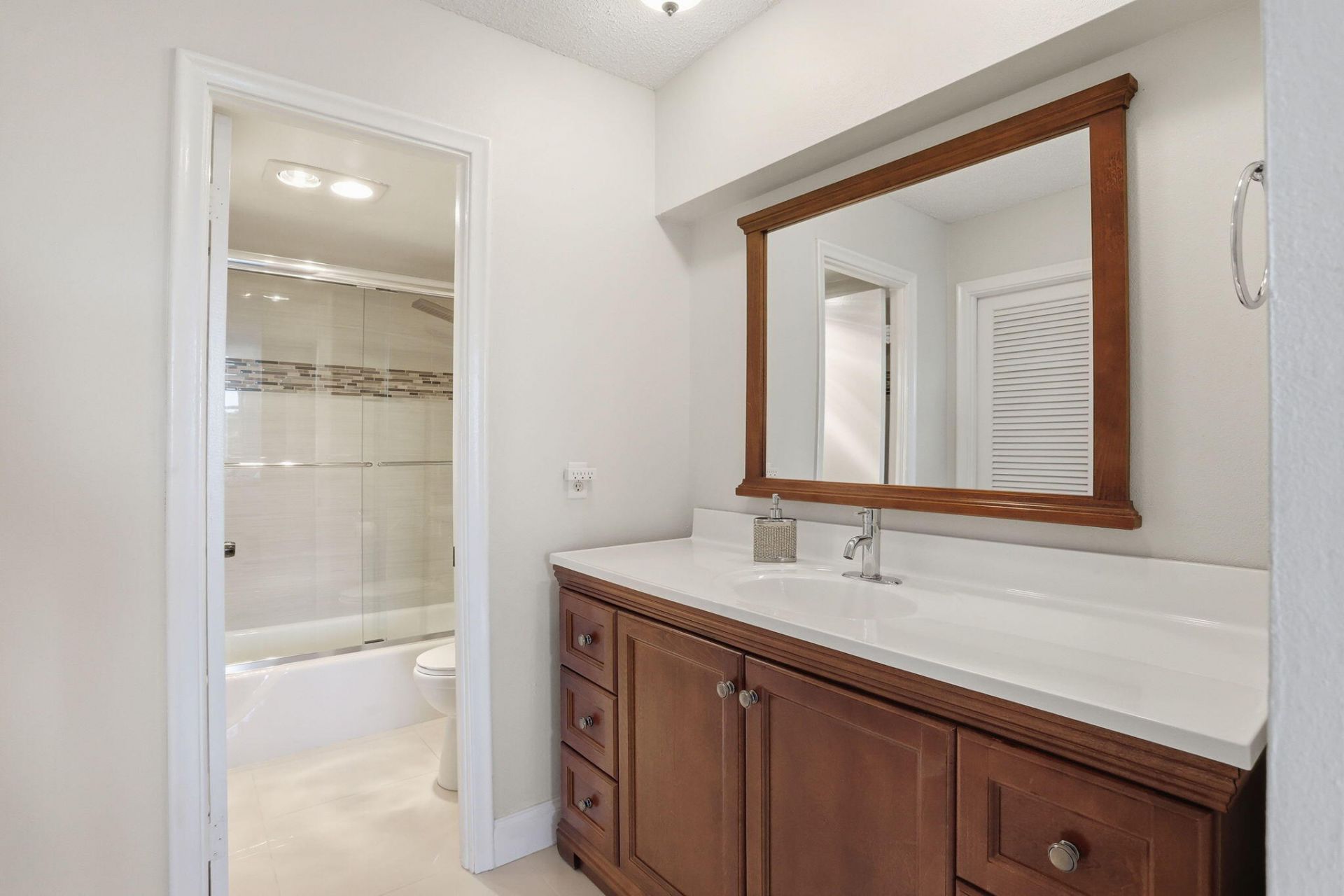 2000 S Ocean Boulevard, Unit 2l, Lauderdale by the Sea, FL 33062 Photo