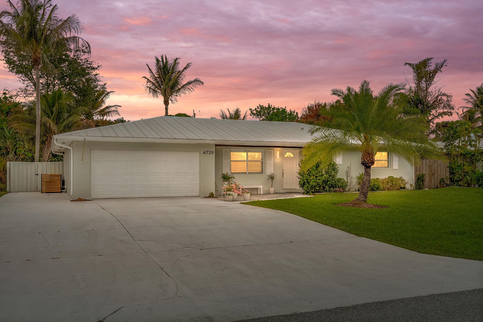 4729 SE Bayshore Terrace, Stuart, FL 34997 Photo