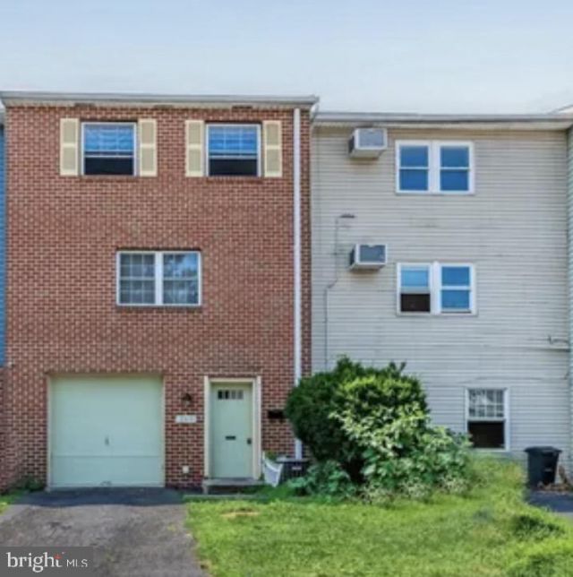 267 PENN STREET Highspire, PA 17034