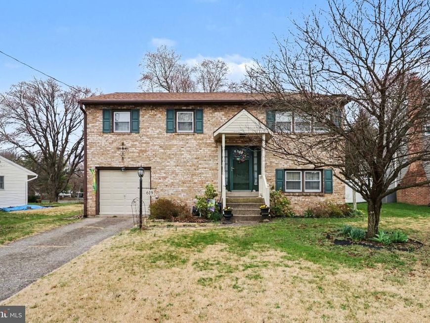 619 Charles Road, Dauphin, PA 17018 Main Photo