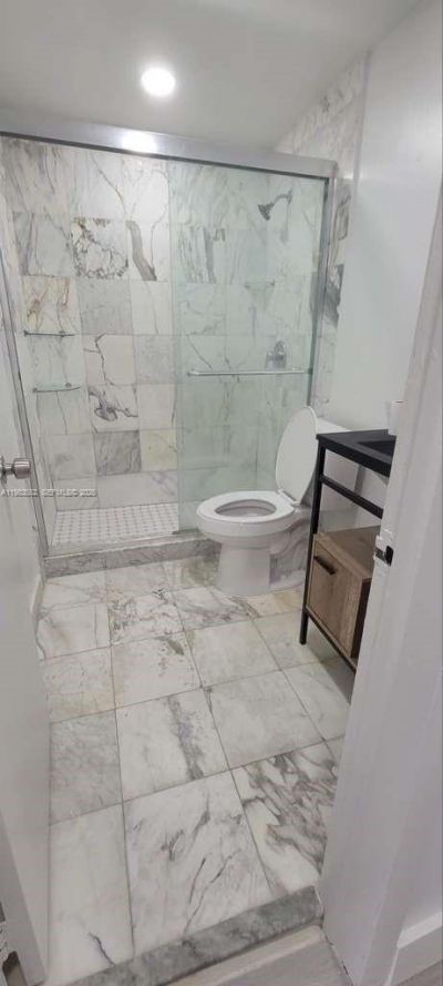 455 Golden Isles Dr, Unit 310, Hallandale Beach, FL 33009 Photo