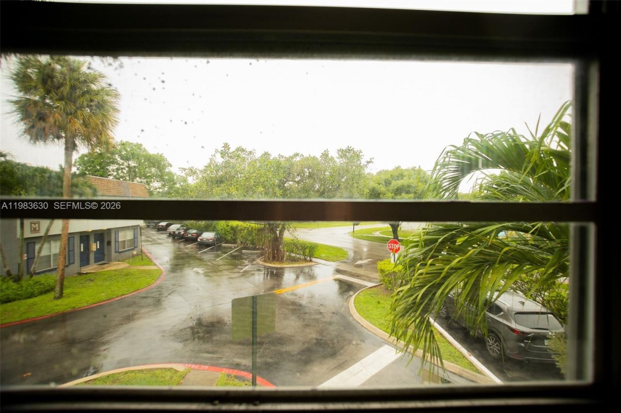 4803 NW 9th Dr , Unit 4803, Plantation, FL 33317 Photo