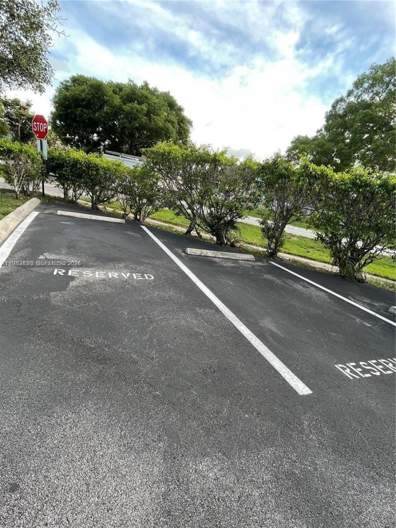 4803 NW 9th Dr , Unit 4803, Plantation, FL 33317 Photo