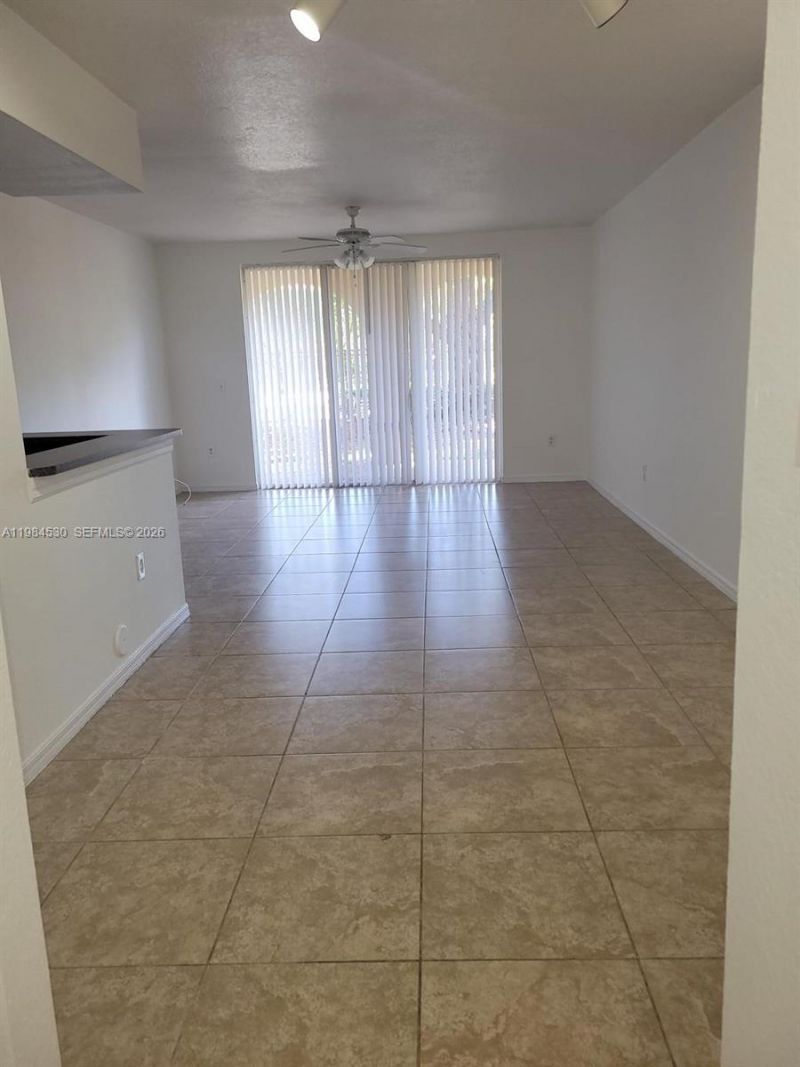 2560 Centergate Dr , Unit 102, Miramar, FL 33025 Photo
