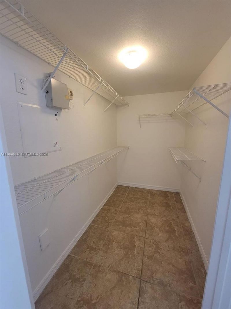 2560 Centergate Dr , Unit 102, Miramar, FL 33025 Photo