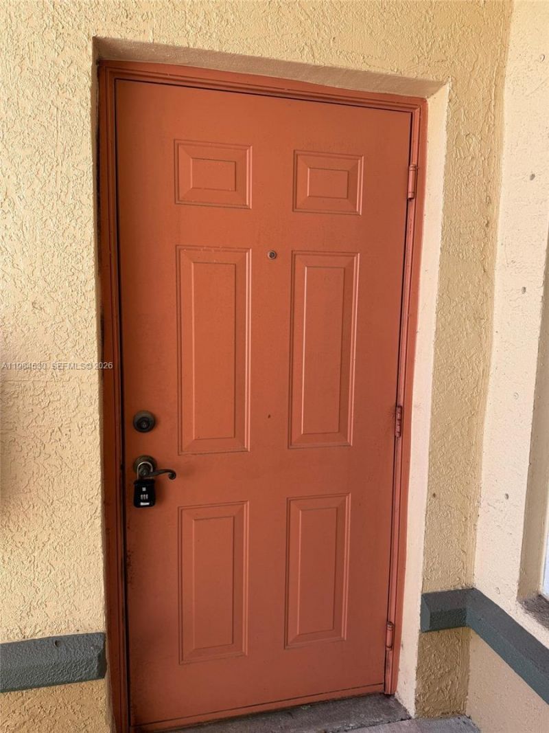 2560 Centergate Dr , Unit 102, Miramar, FL 33025 Photo