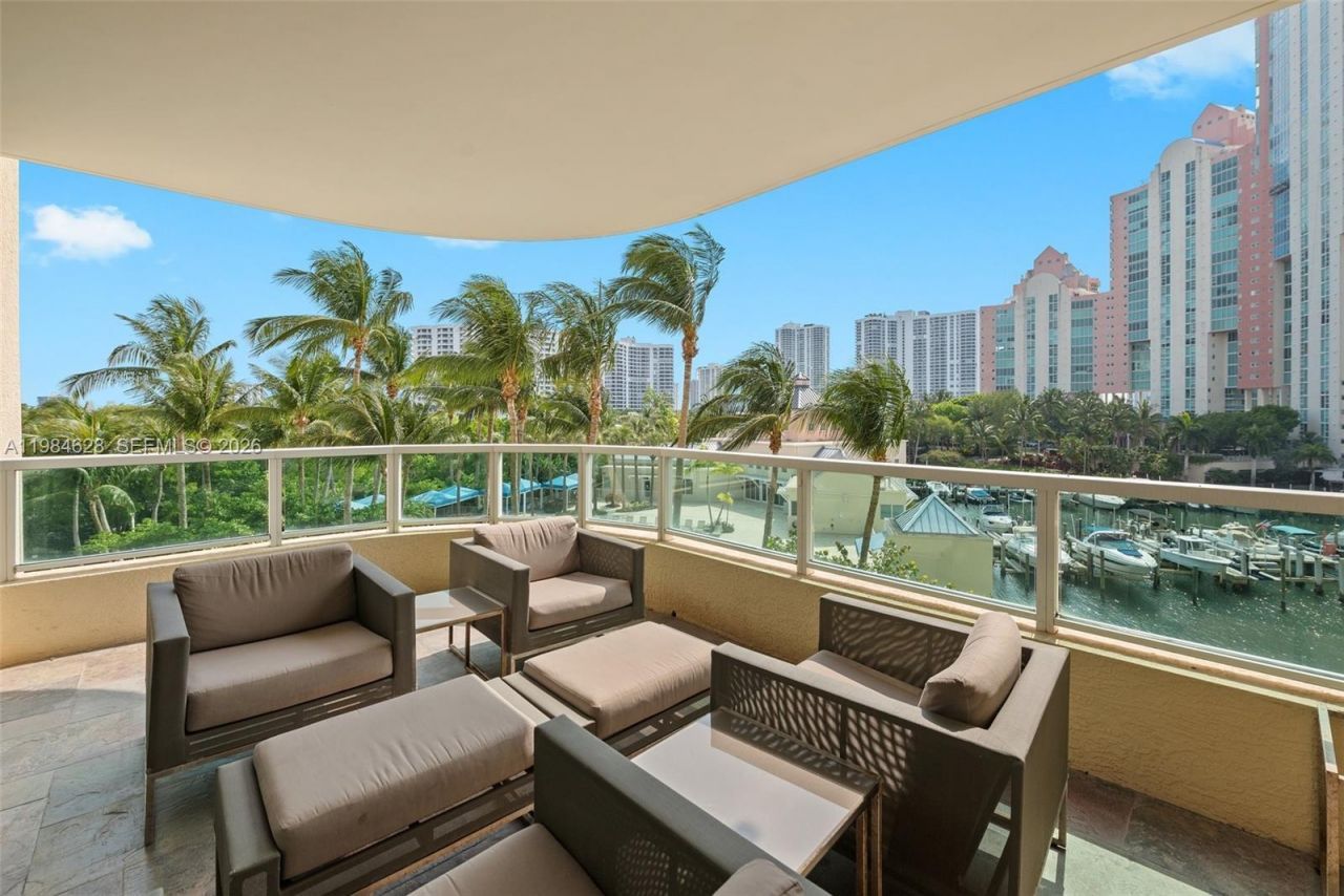 3340 NE 190th St, Unit 504, Aventura, FL 33180 Photo