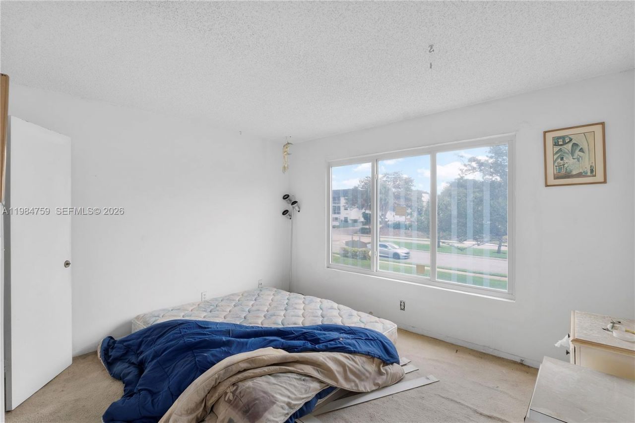 8133 Lagos De Campo Blvd, Unit J-1, Tamarac, FL 33321 Photo