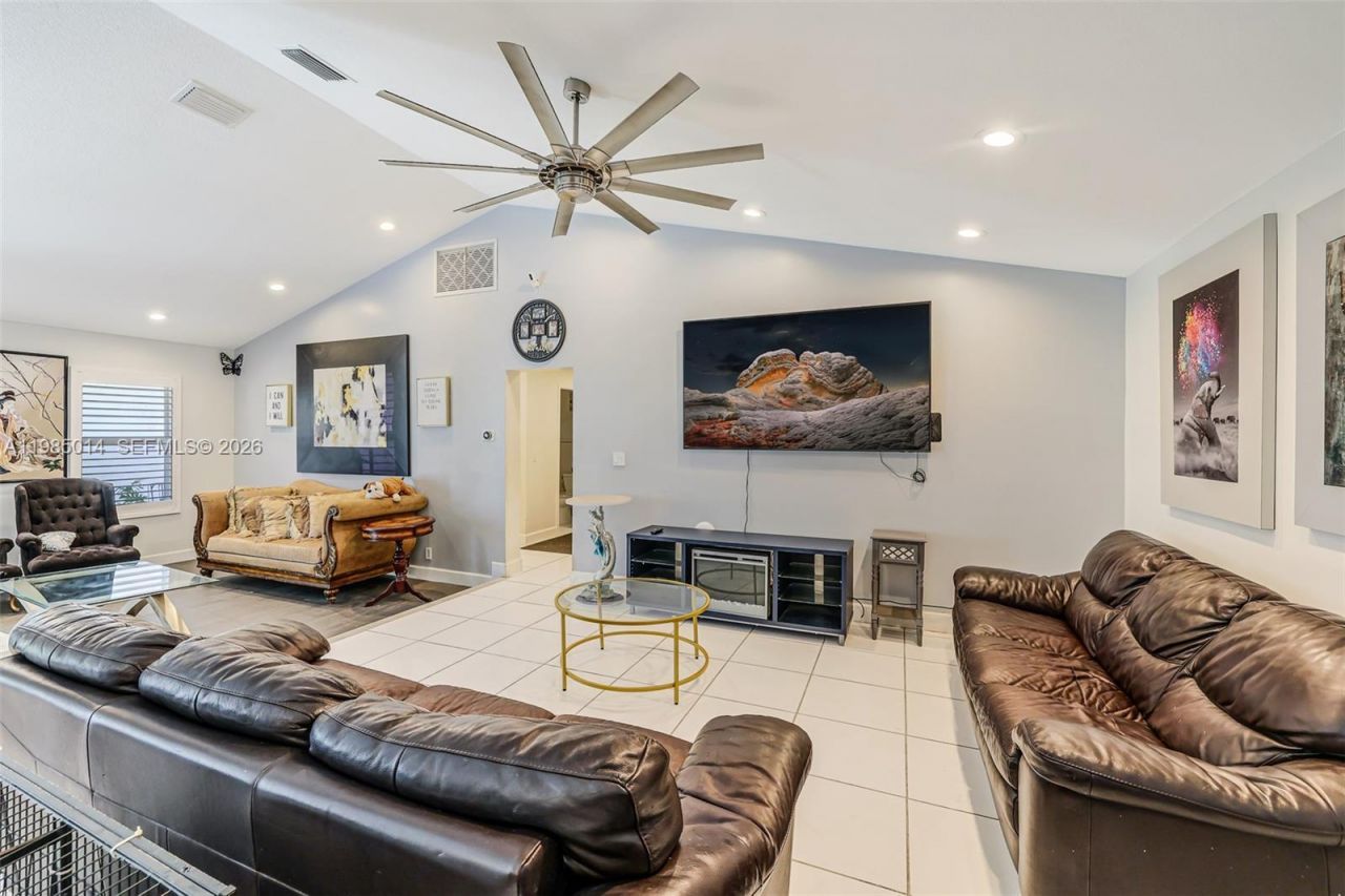 5431 SW 109th Ave , Davie, FL 33328 Photo