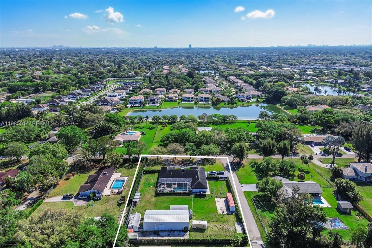 5431 SW 109th Ave , Davie, FL 33328 Photo