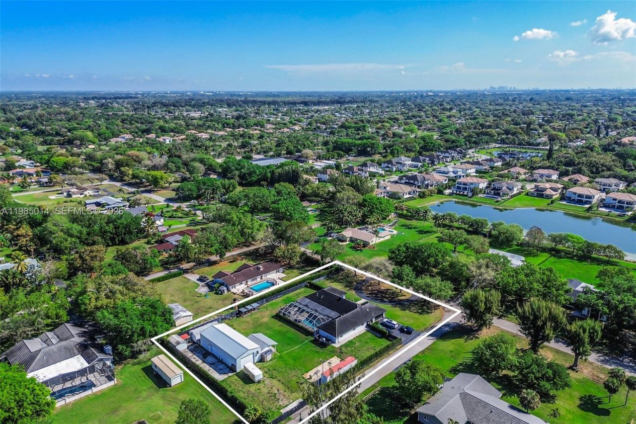 5431 SW 109th Ave , Davie, FL 33328 Photo