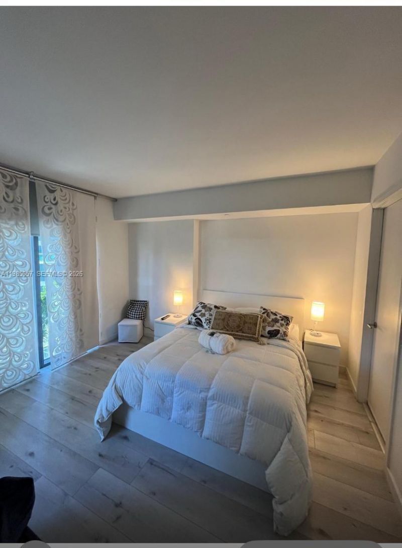 31 SE 6th St , Unit 804, Miami, FL 33131 Photo