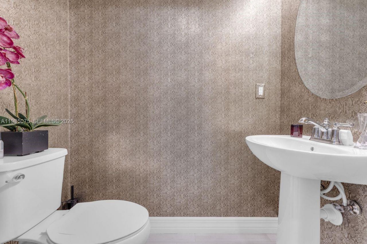 8351 NW 7th Ct , Plantation, FL 33324 Photo