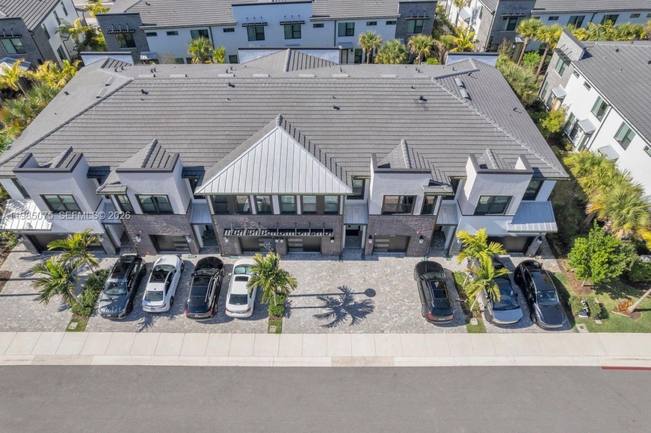 8351 NW 7th Ct , Plantation, FL 33324 Photo