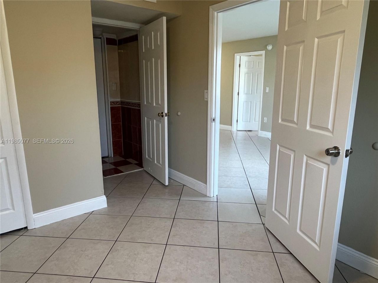 6091 W 22nd Ct, Unit 101, Hialeah, FL 33016 Photo