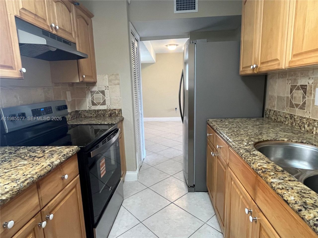 6091 W 22nd Ct, Unit 101, Hialeah, FL 33016 Photo