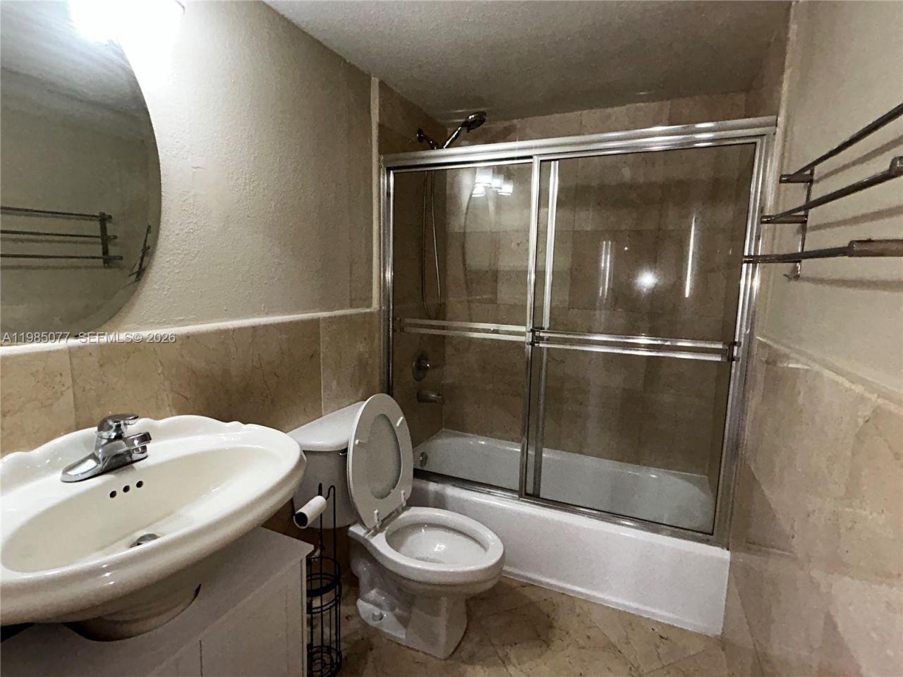 6091 W 22nd Ct, Unit 101, Hialeah, FL 33016 Photo