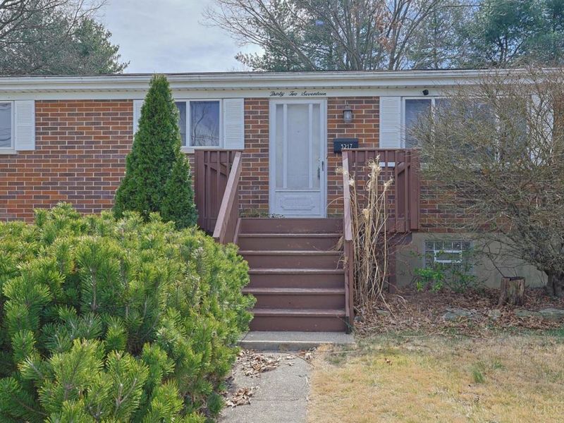 3217 Rockacres Court, Colerain Township, OH 45239 Photo 3