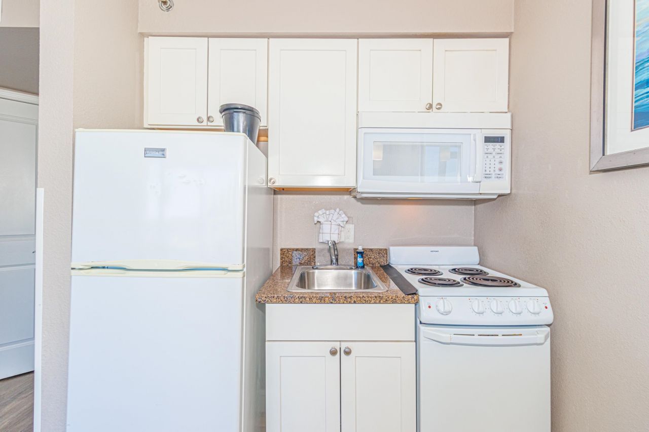 6900 N Ocean Blvd.  Photo 10