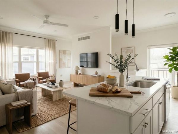 397 E Breckenridge UNIT 105 Street, Ferndale, MI 48220