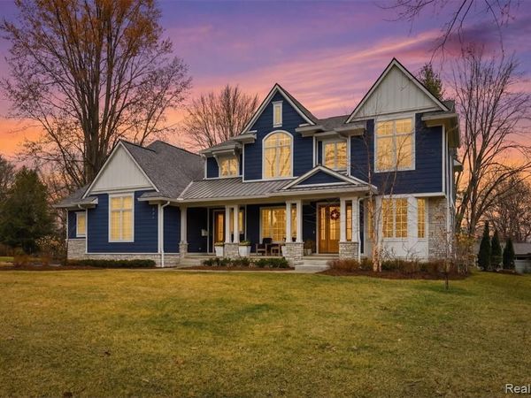 345 Dalebrook Lane, Bloomfield Hills, MI 48301