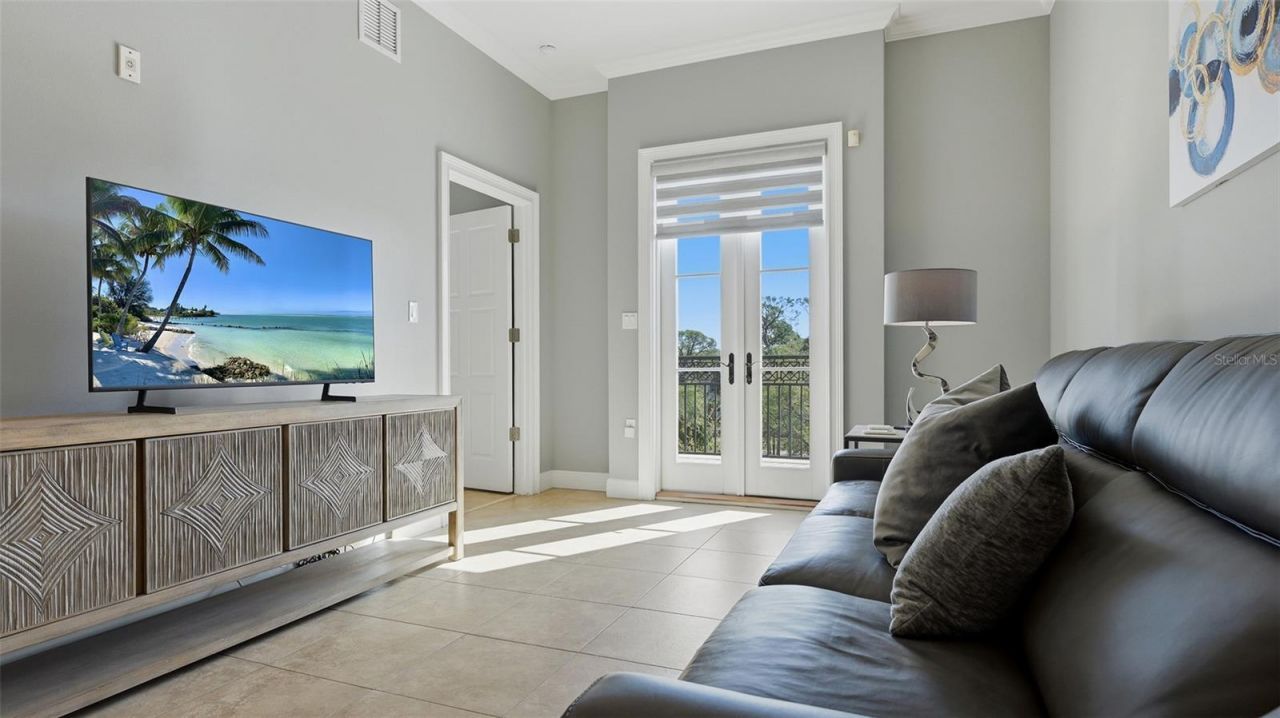 445 N Orange Avenue, Unit 306, Sarasota, FL 34236 Photo