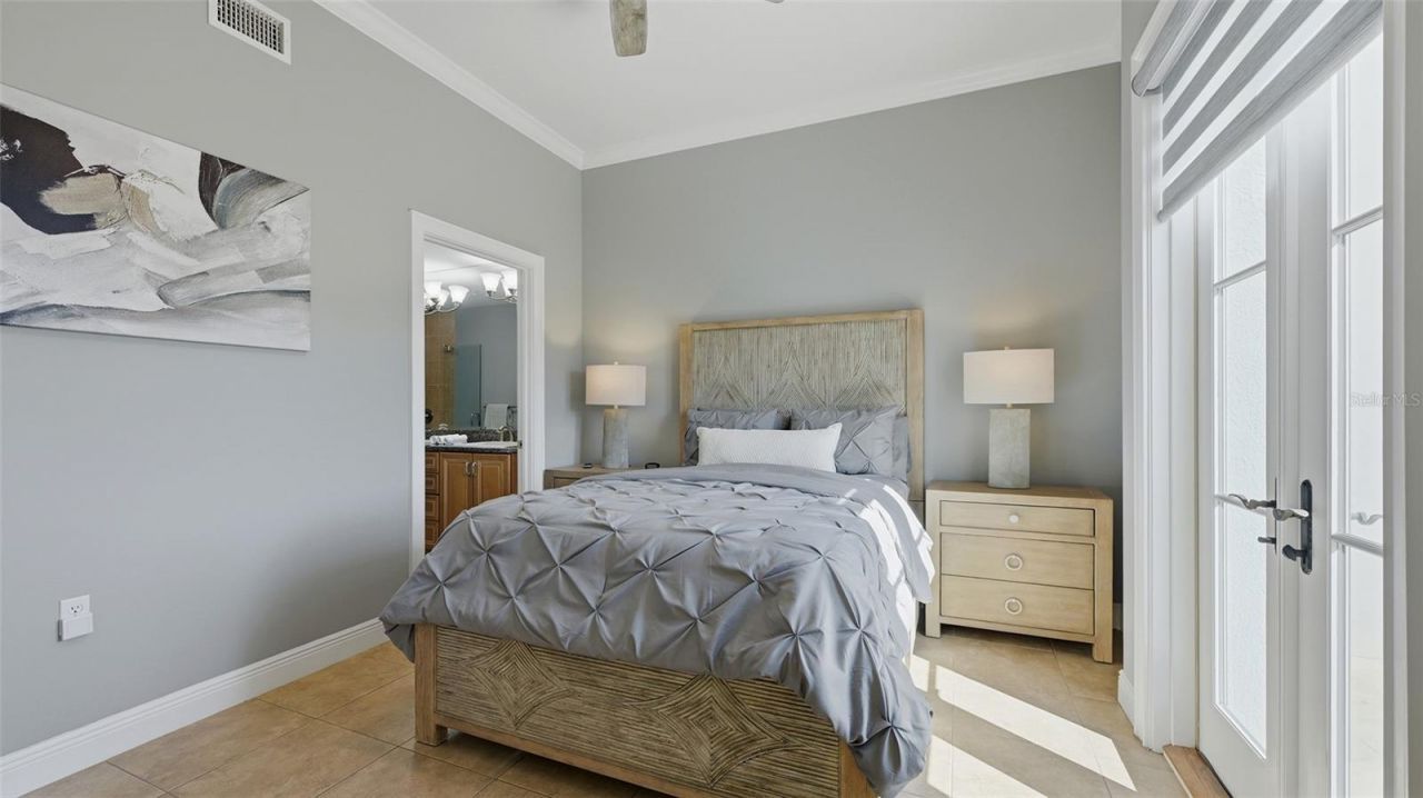 445 N Orange Avenue, Unit 306, Sarasota, FL 34236 Photo