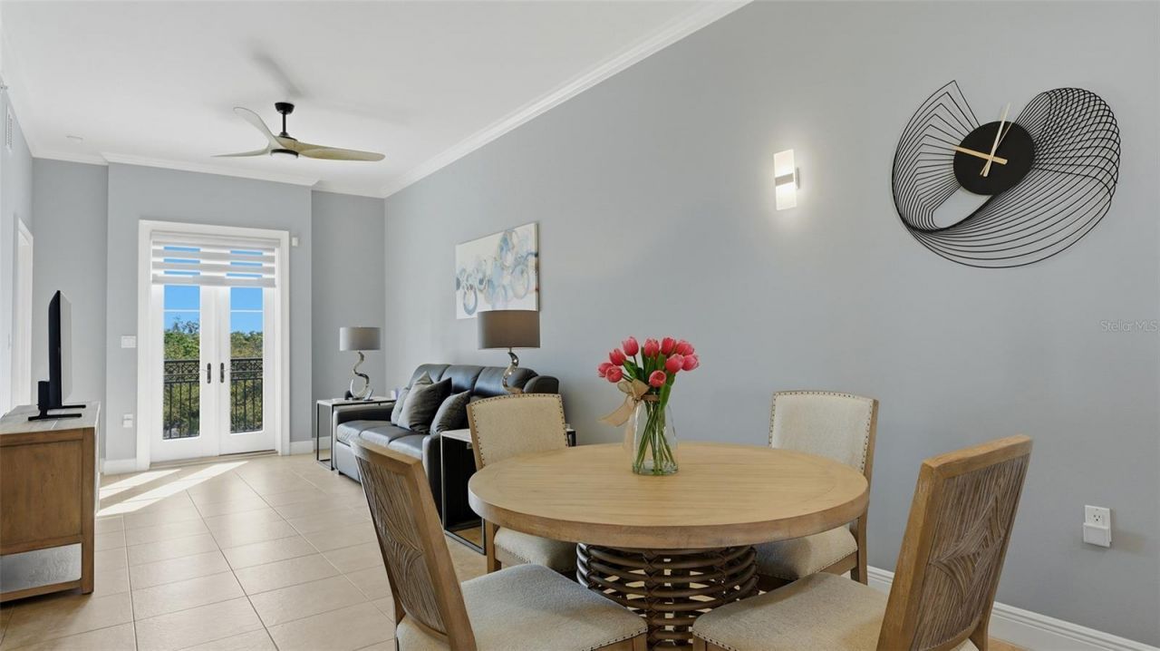 445 N Orange Avenue, Unit 306, Sarasota, FL 34236 Photo