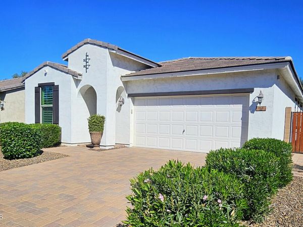 140 E BERNIE Lane, Gilbert, AZ 85295